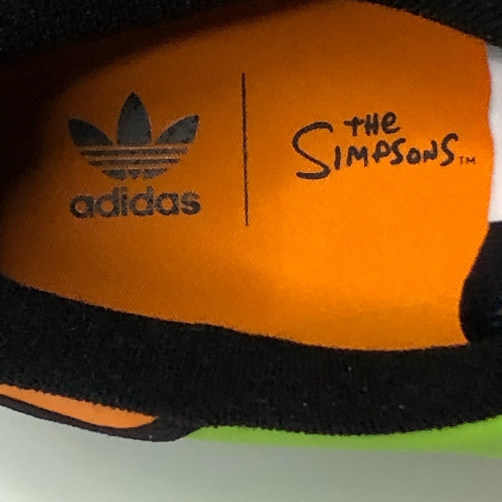 Adidas Simpsons Men Size 10 Green Sneakers NIB - Picture 10 of 13
